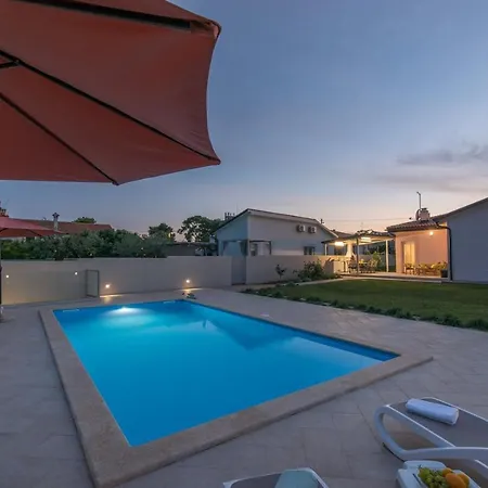 Villa Modern With Private Pool *