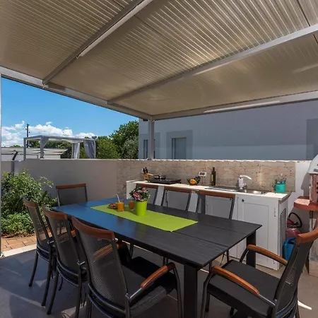 Villa Modern With Private Pool Novigrad (Istria)