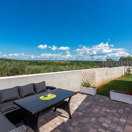 Modern With Private Pool Novigrad (Istria)
