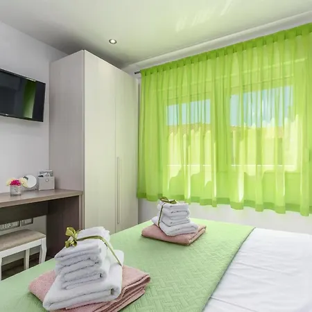 Modern With Private Pool Novigrad Istria